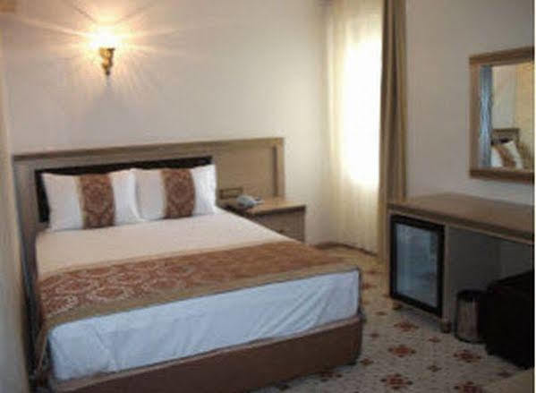 Blue Marmaray Apart Aparthotel อิสตันบูล ภายนอก รูปภาพ